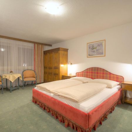 Ferienhaus Bergkristall Pettneu am Arlberg Exterior foto