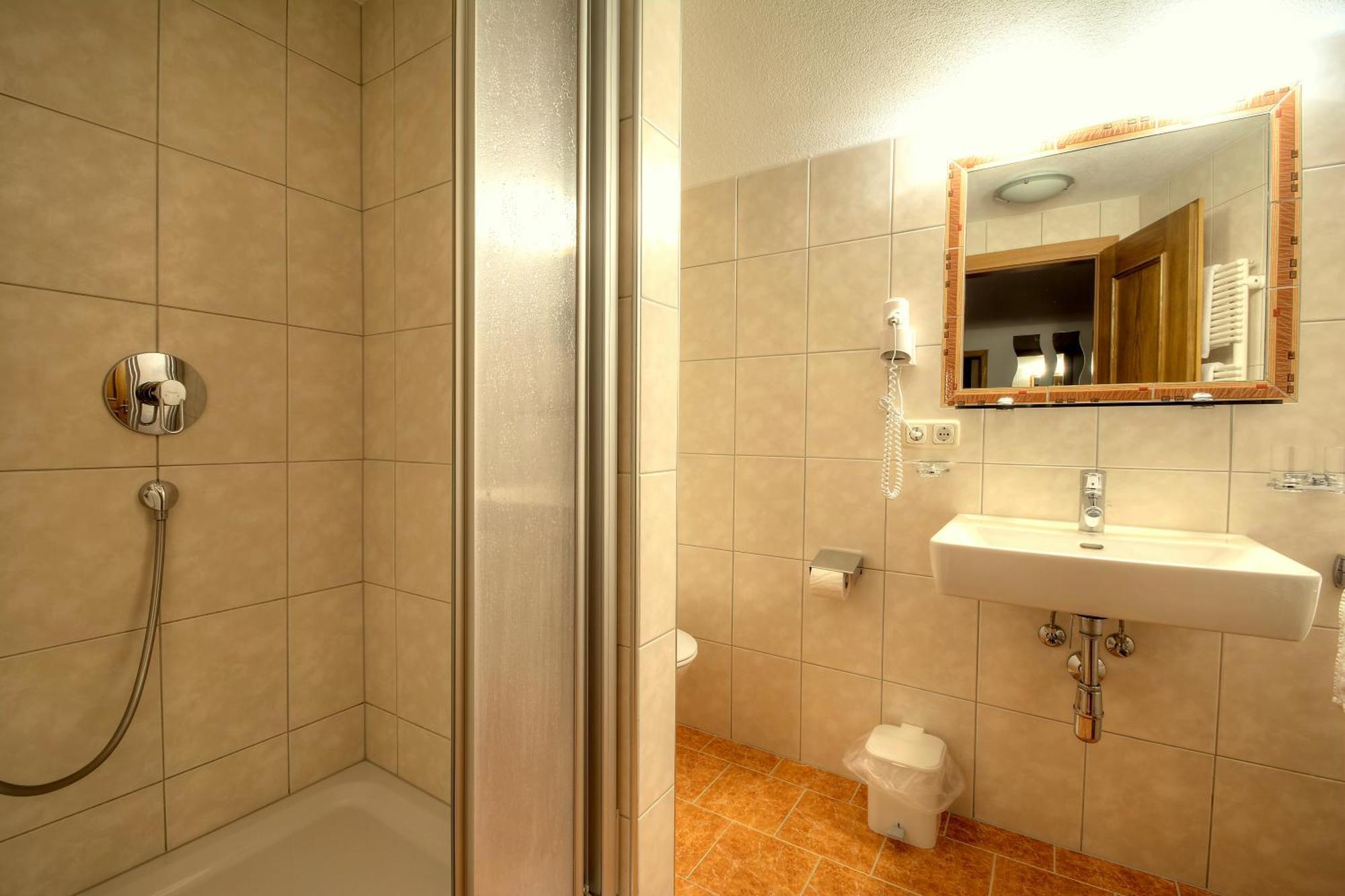 Ferienhaus Bergkristall Pettneu am Arlberg Zimmer foto