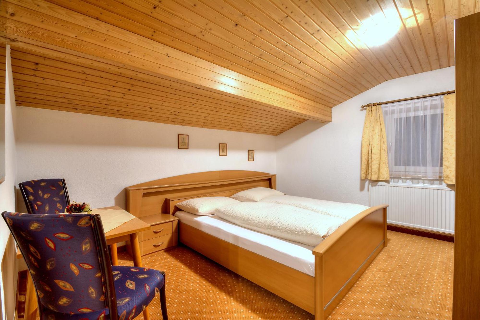 Ferienhaus Bergkristall Pettneu am Arlberg Zimmer foto
