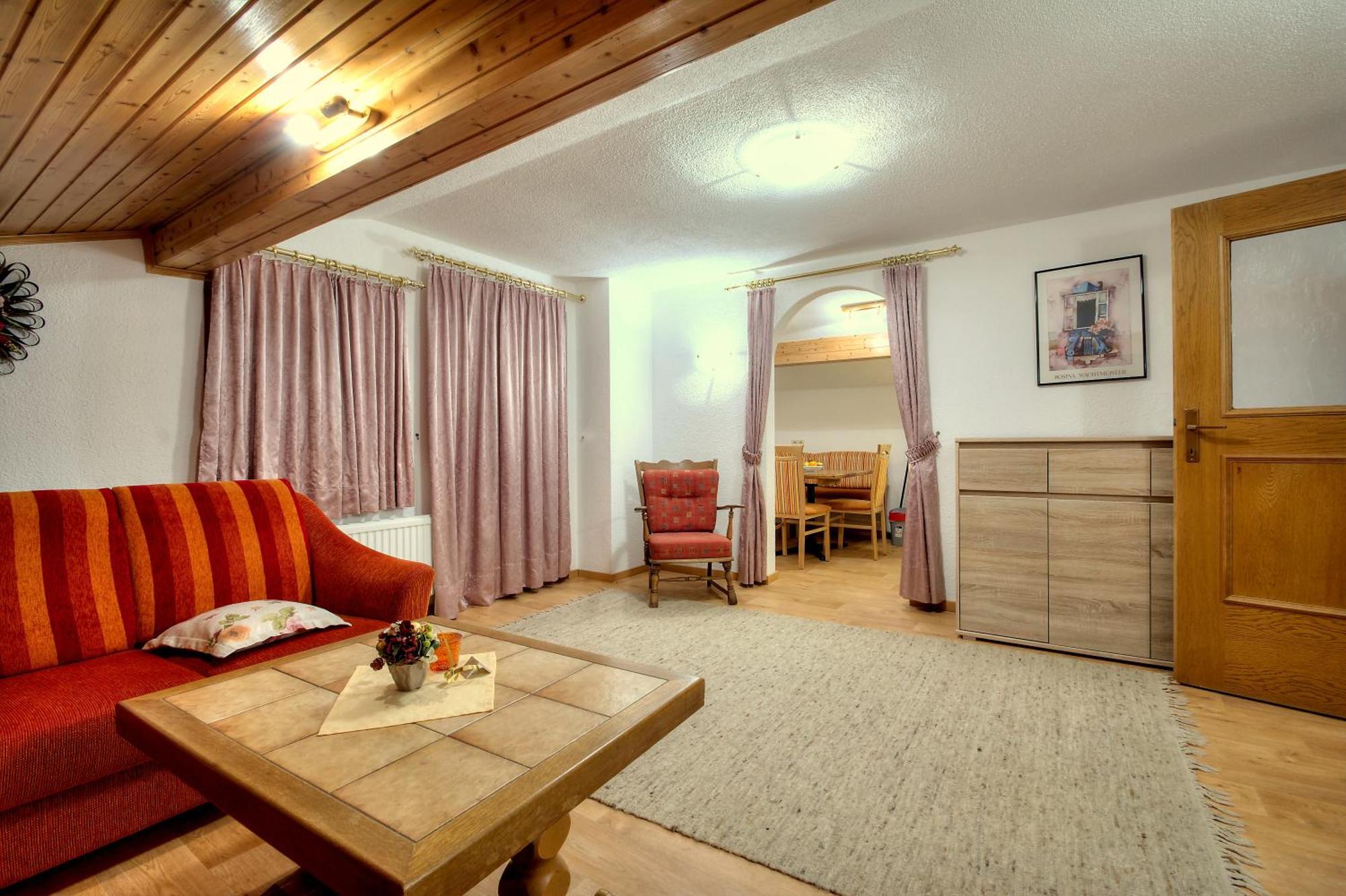 Ferienhaus Bergkristall Pettneu am Arlberg Zimmer foto